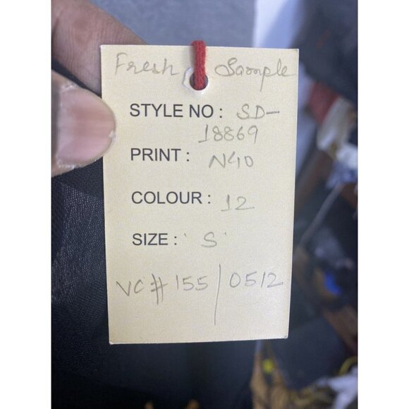 Raga Womens Off The Shoulder Black V-neck Romper‎ Size Small - Picture 7 of 8